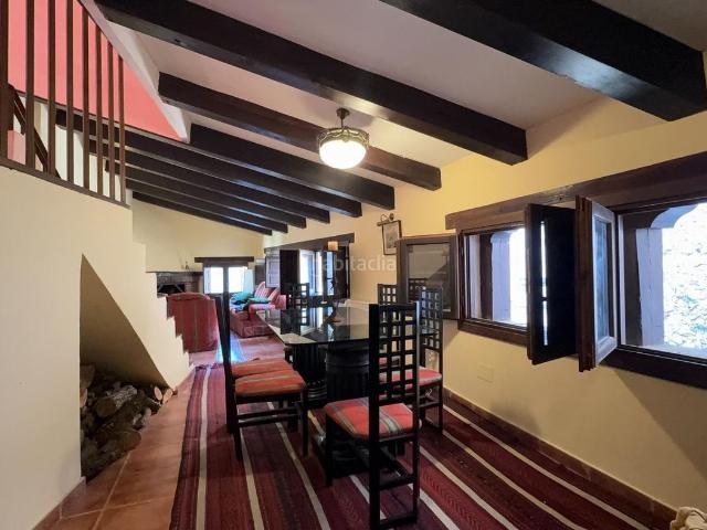 Masía en venta en Pastrana. INMOBILIARIA ARBETETA VENDE CASA DE PUEBLO DE TRES DORMITORIOS EN PASTRANA. Masías.