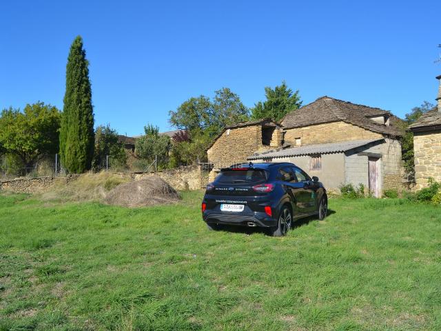 Masía en venta en Peñas de Riglos Las. Casa rural en venta en calle Lafuente, 19. Masías Peñas de Riglos.