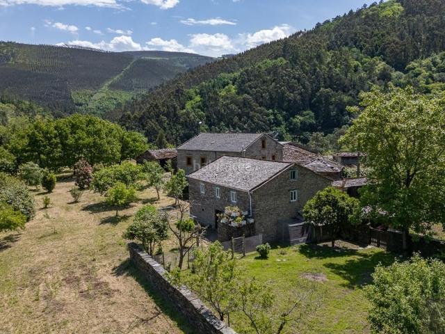 Masía en venta en Pontenova A. A PontenovaFinca Rustica. Masías Pontenova.