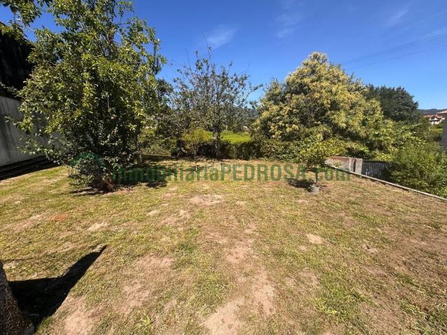 Masía en venta en Pontevedra, Parroquias Rurales. Amplia Casa con Terreno en Campano por 350,000. Masías.