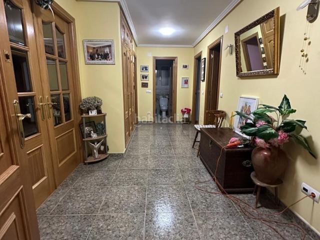 Masía en venta en Ponferrada, Compostilla Columbrianos. CASA EN COMPOSTILLA EN VENTA con jardin. Masías.
