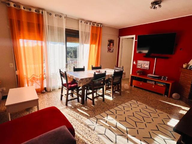 Masía en venta en Pratdip Costa Dorada. Chalet con vistas despejadas rodeada de naturaleza. Masías.
