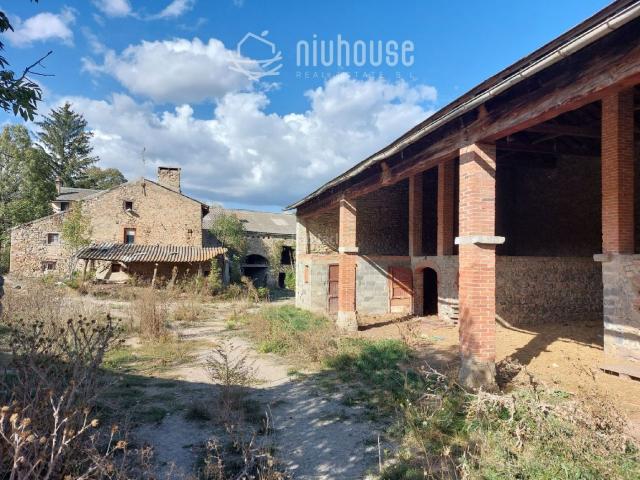 Masía en venta en Prats i Sansor. Cal Malla. Masías Prats i.