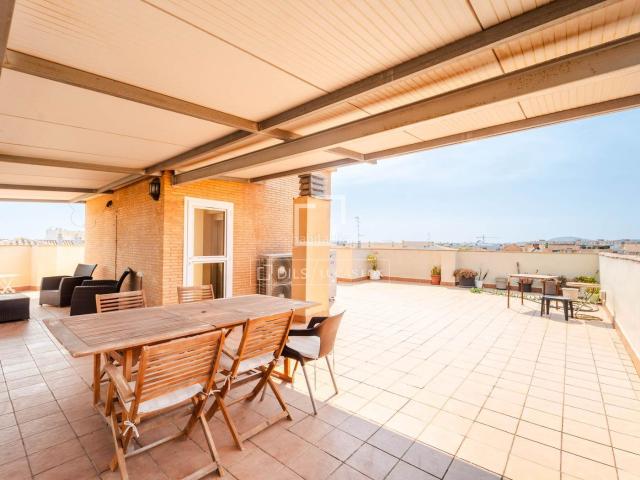 Masía en venta en Puçol, La Barraca Santigons. Excelente edificio con cinco plantas con terraza de 160 m a la venta en Puçol. Masías.