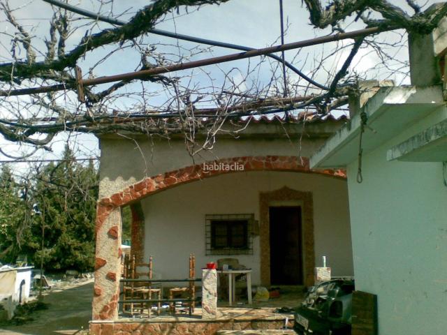 Masía en venta en Riba roja de Túria. Chalet independiente, con gran parcela vallada. Masías Riba roja de.