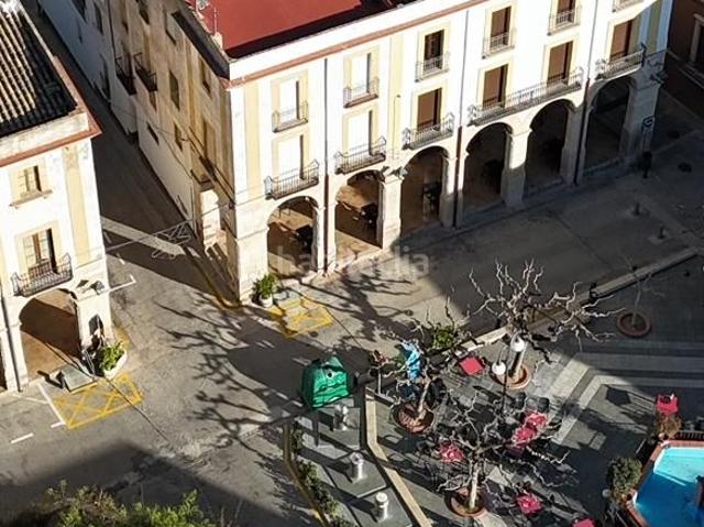 Masía en venta en Riudoms. FANTÀSTICA CASA A LA PLAÇA DE LESGLÉSIA. Masías.