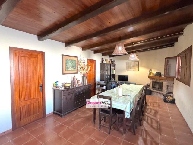 Masía en venta en Riudoms. Venta de explotación agrícola rentable Infraestructura completa y operativa más vivienda. Masías.