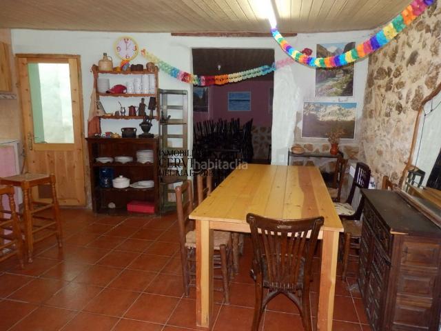Masía en venta en Rossell. Masías.