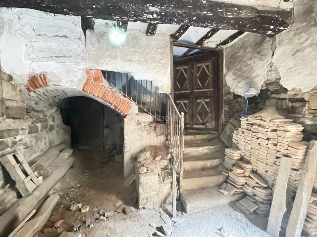 Masía en venta en Sant Martí de Riucorb. gran casa per a reformar. Masías Sant Martí de.