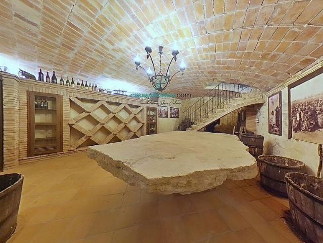 Masía en venta en Sant Martí Sarroca, de 420 m² 5 habitaciones por 625.000