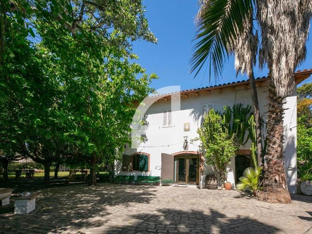 Masía en venta en Sant Boi de Llobregat, Vinyets Molí Vell. INCREÏBLE MASIA CATALANA RODEADA DE NATURALEZA, UN OASIS EN PLENO BAIX LLOBREGAT. Masías Sant Boi de.