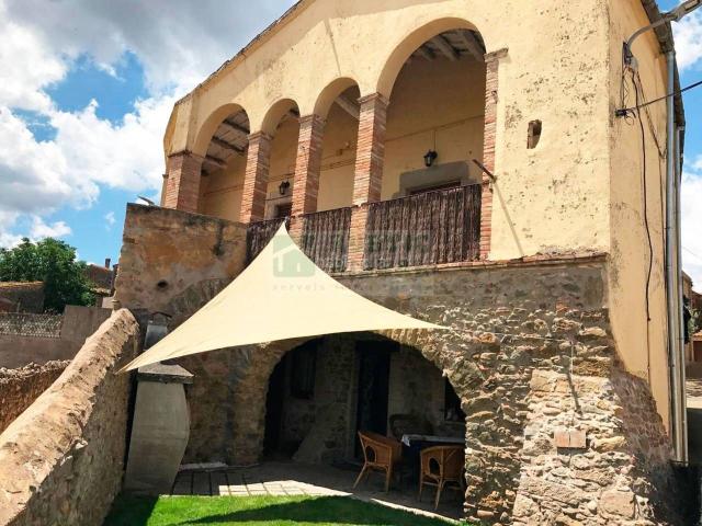 Masía en venta en Sant Joan de Mollet. Oportunidad! Casa rústica en venta en Sant Joan de Mollet cerca de Girona y la Costa Brava. Una exclusiva entre el Empor. Masías Sant Joan de.
