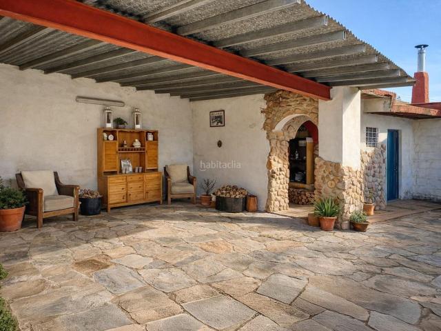 Masía en venta en Sant Joan de Moró. Finca rústica con varias construcciones en Sant Joan de Moró. Masías Sant Joan de.