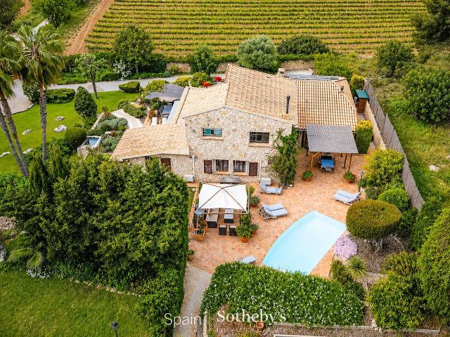 Masía en venta en Sant Pere de Ribes, Puig Moltó Can Macià. Casa de campo mediterránea en Sant Pere de Ribes cerca de Sitges. Masías Sant Pere de.