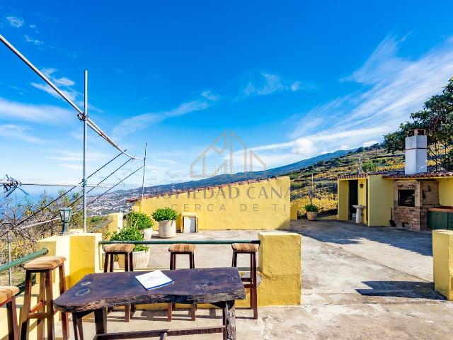 Masía en venta en Santa Úrsula, La Corujera. ¡La oportunidad que estabas esperando en Santa Úrsula!. Masías Santa.
