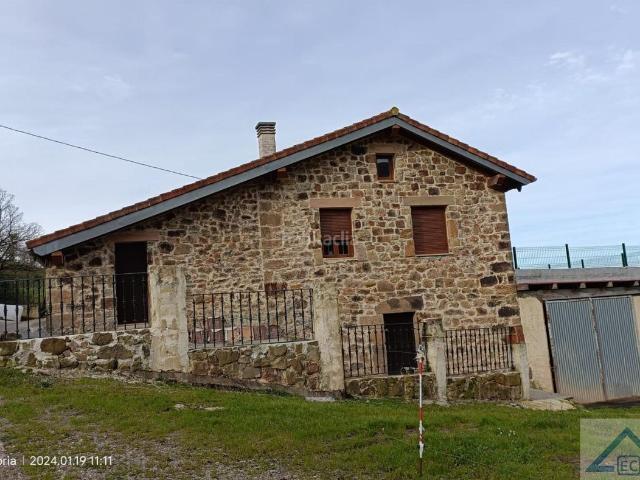 Masía en venta en Santa María de Cayón. Santa María de CayónCasa. Masías Santa María de.