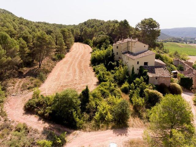 Masía en venta en calle Sense Nom, Santa Maria de Miralles, de 906 m² 8 habitaciones por 695.000