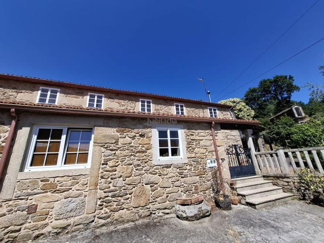 Masía en venta en Santiago de Compostela, Parroquias de Santiago. CASA EN ZONA RURAL A 10 MINUTOS DE SANTIAGO. Masías Santiago de.