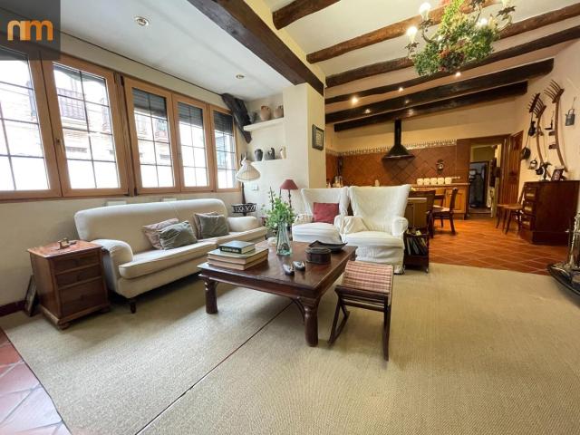 Masía en venta en Santos de la Humosa Los. Masías Santos de la Humosa.