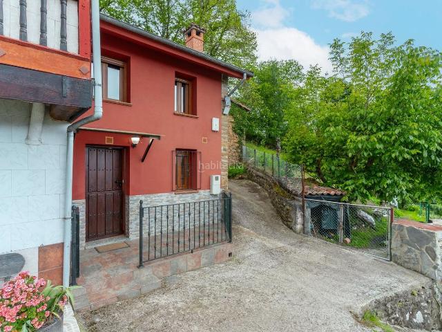 Masía en venta en San Martín del Rey Aurelio. Casa con Terreno adosada San Martin del Rey Aurelio. Masías San Martín del Rey.
