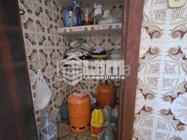 Masía en venta en Sagunt, Doctor Palos Alto Palancia. Ref 29144TERRENO CON CASA PARA REFORMAR EN VENTA EN SAGUNTO, DE 70 m, 3 HABITACIONES, 1 BAÑO, TERRAZA, JARDÍN, DE 831 m, ORIENT. Masías.