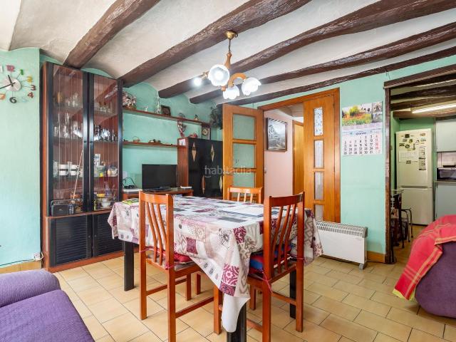 Masía en venta en Sarral. Casa de pueblo con gran potencial en el centro de Sarral. Masías.
