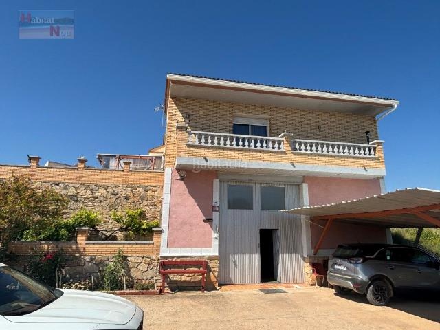 Masía en venta en Sarral. Chalet de campo con gran garaje y piscina !. Masías.