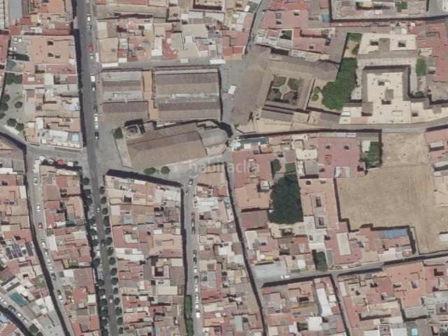 Masía en venta en Sevilla, Feria. Local comercial en venta ubicado en CALLE SANTA RUFINA, SEVILLA, Sevilla. Dispone de una superficie de 85 m2. Masías.