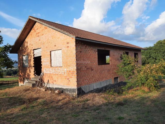 Masía en venta en Silleda. Casa Rural, Casa en Construcción y 22000m2 en fincas. Masías.