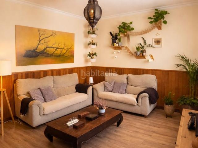Masía en venta en Silos Los. Se vende amplia casa con jardín en un entorno natural en Los Silos Tenerife. Masías Silos.