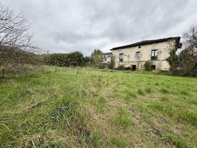 Masía en venta en Sopuerta. Caserío con terreno en Barrio Mercadillo de Sopuerta PALACIO PEÑOÑORI. Masías.