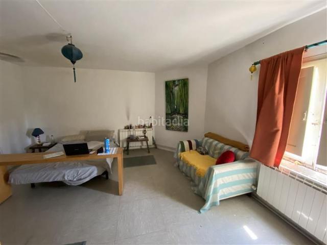 Masía en venta en Sotonera La. Finca con casa de 380 m2, nave y 2500 m2 de parcela con pozo, a 15 min de Huesca. Masías Sotonera.
