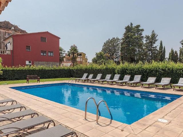 Masía en alquiler en calle Josep Pla, Bordils, de 950 m² 13 habitaciones por 6.500