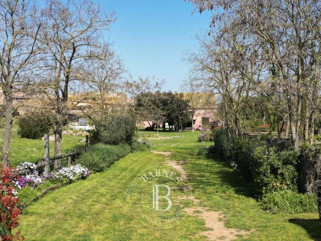 Masía Histórica del Siglo XVII con Licencia de Hotel Boutique Cerca de L’Escala, Costa Brava