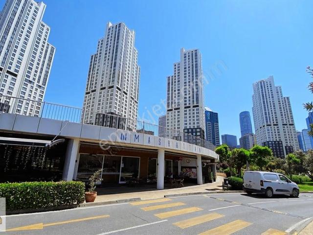 Maslak Mashattan Konutları Satılık Şehir Manzaralı 1+1 For Sale