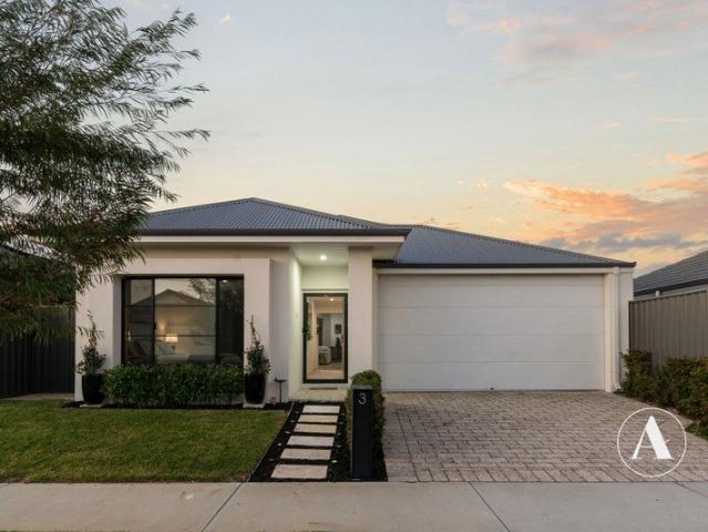 MASON GREEN ESTATE! 4 BED + 2 BATH + THEATRE