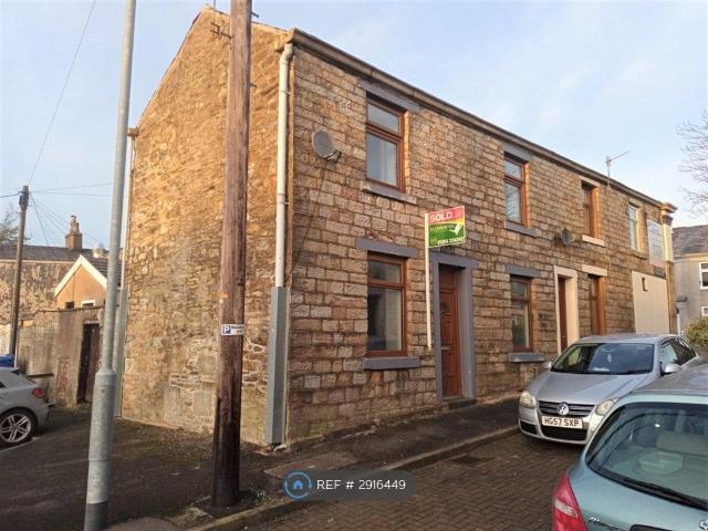 Mason Street, Accrington BB5, 2 bed end terrace house to rent, £580 pcm | PrimeLocation