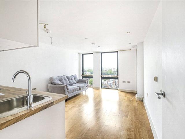 Masons Avenue, Croydon CR0, 1 bed flat to rent, £1,375 pcm | PrimeLocation
