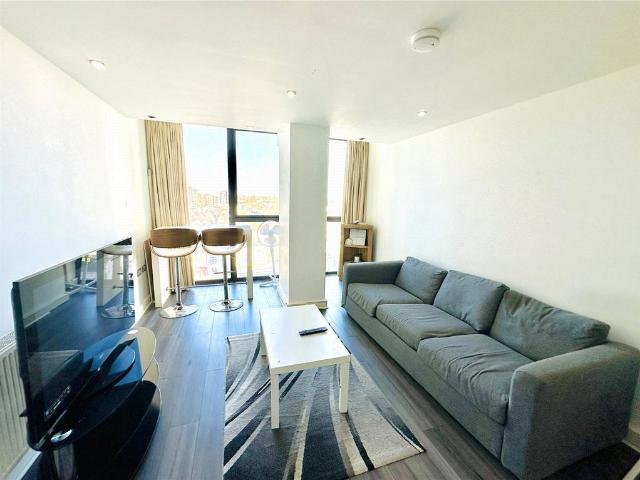 Masons Avenue, East Croydon, CR0 2 bed apartment to rent £1,850 pcm £427 pw
