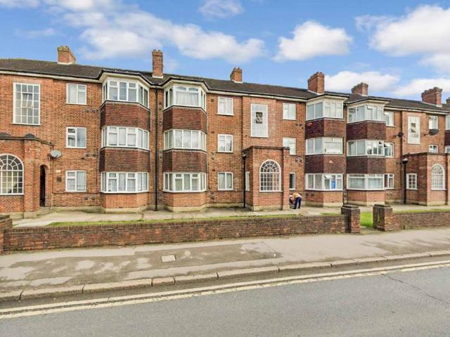Masons Avenue, Harrow Weald, Harrow HA3, 2 bed flat to rent, £1,700 pcm | PrimeLocation