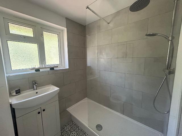Masons Road, Oxford OX3, 2 bed flat to rent, £1,600 pcm | PrimeLocation
