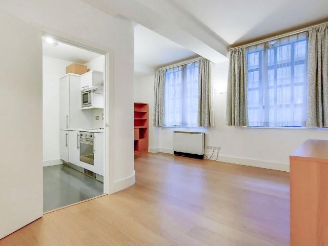 Masons Yard, Clerkenwell, London EC1V, 1 bed maisonette to rent, £2,500 pcm | PrimeLocation