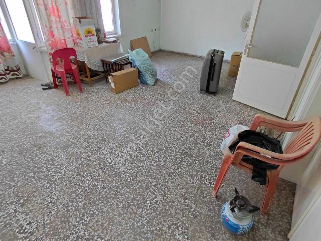 Masraflı 3+1 Çarşı İçinde Satılık Daire