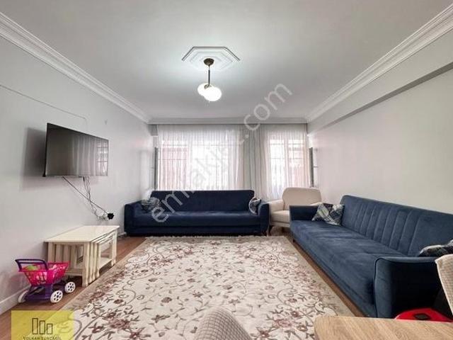 Masrafsız Merkezi Konumda Kapalı Mutfak 1+1 Yüksek Giriş Daire