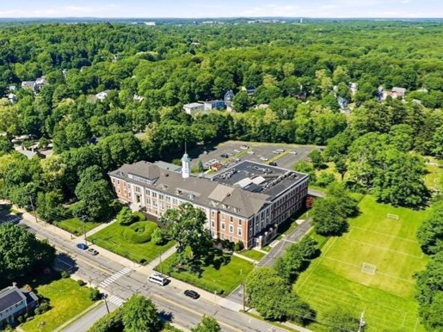 Massachusetts Ave Apt,lexington, Condo For Sale