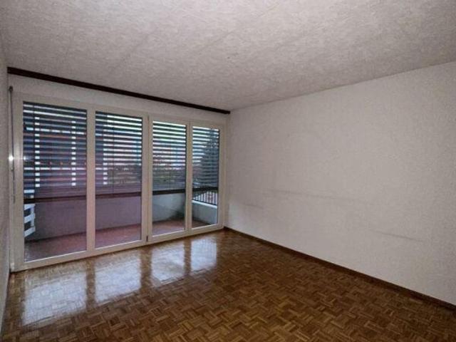MASSAGNO | GENEROUS 1.5 ROOM APARTMENT