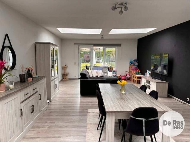 MASSEMEN Rijwoning met riante tuin