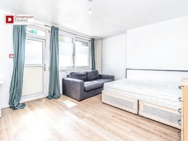 Massingham Street, London E1, 3 bed maisonette to rent, £3,100 pcm | PrimeLocation