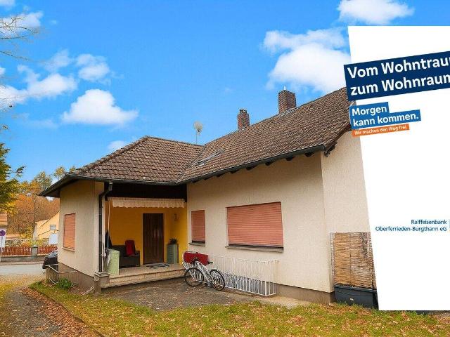 Massiv gebautes Mehrfamilienhaus mit 3 Einheiten