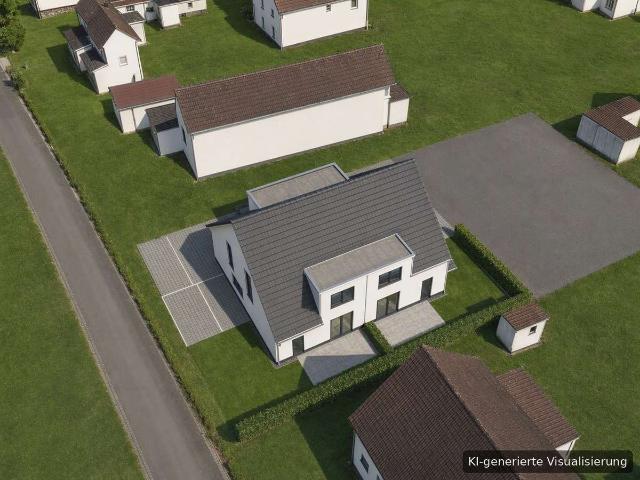 Massiv + individuell: DHH mit Garten in Schwaig